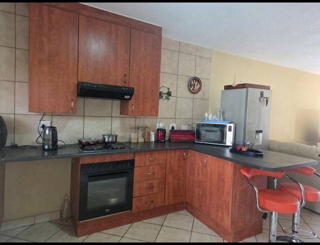 2 BEDROOM APARTMENT FOR SALE IN WILRO PARK
